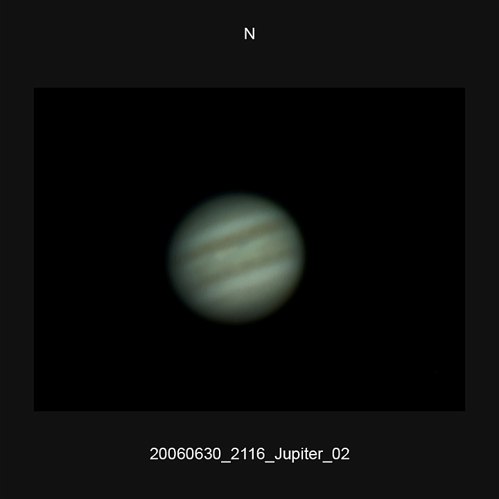 20060630_2116_Jupiter_02.JPG -   Newton d 309,5 / af 5730 (Barlow) & 4-hole-mask Phillips 740K UV-IR-Cut filter 640x480 AVI-750 (15 frames/s) Giotto, A-PS-CS3  