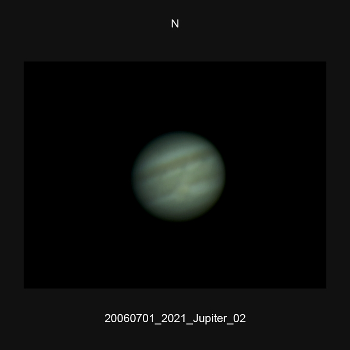 20060701_2021_Jupiter_02.JPG -   Newton d 309,5 / af 5730 (Barlow) & 4-hole-mask Phillips 740K UV-IR-Cut filter 640x480 AVI-750 (15 frames/s) Giotto, A-PS-CS3  