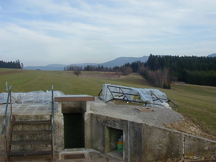 bu002b_Station-Beginning.JPG -   Station Build Up, Bunker Territory  -  Station Aufbau, Bunkergelaende  Image by W. A.  -  Bild von W. A.  